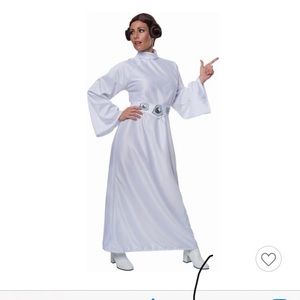 Princess Leia costume